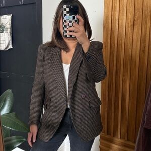 Vintage Jones Wear Herringbone 100% Wool Double breasted Blazer. Size 8P